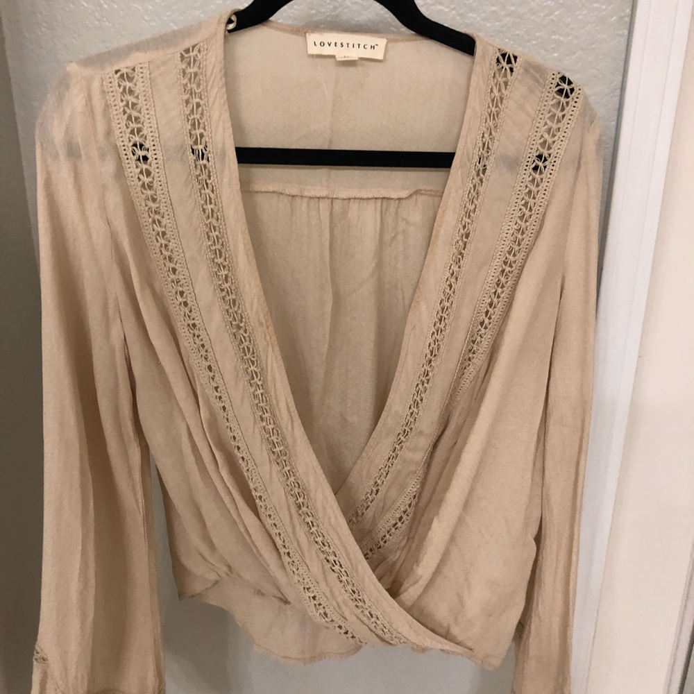 Bell sleeve top